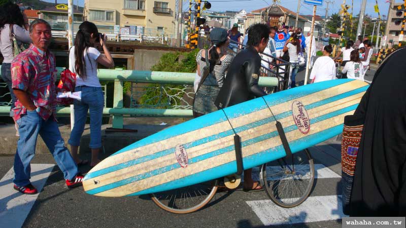 湘南海岸的“衝浪板“腳踏車